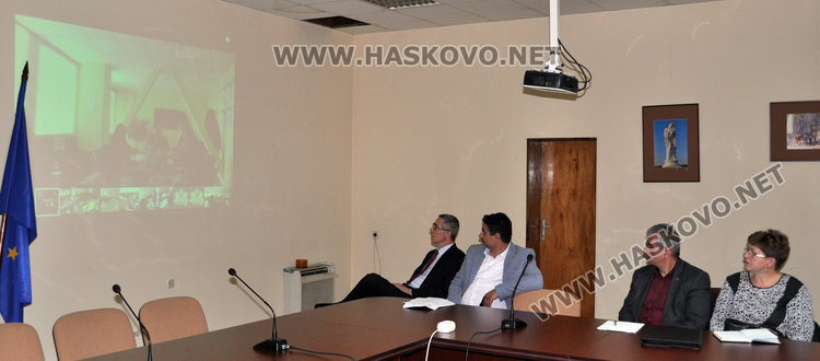 450 полицаи пазят вота, ЦИК обучава РИК онлайн