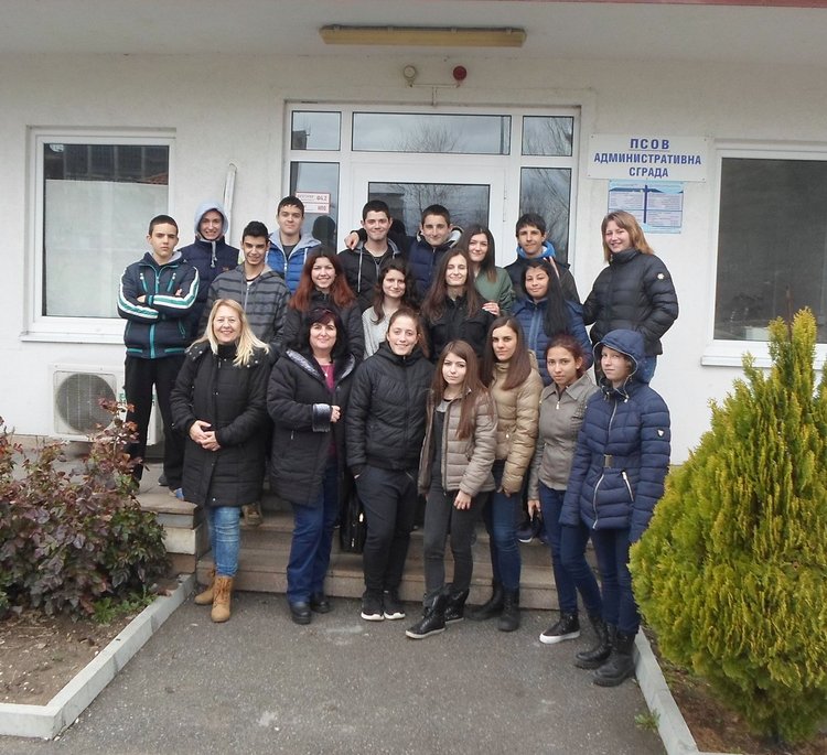 Пречиствателната станция за отпадъчни води край Димитровград посетиха ученици от Средно училище "Любен Каравелов"