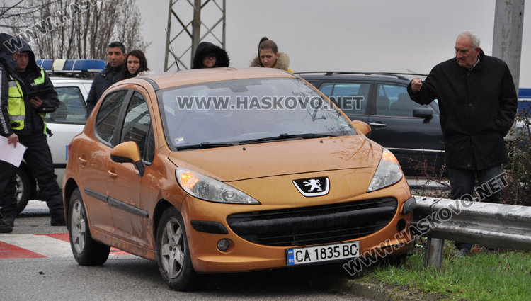 Деу натресе Пежо на пътния възел в Орфей