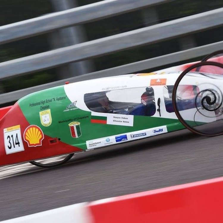 Ученици от Чепеларе създават електромобил, отново ще участват в международния Shell Eco-marathon през май в Лондон