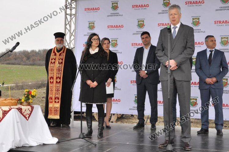 Ръководителят на направление "Пътно строителство" на "Щрабаг" за България, Сърбия и Черна гора Гюнтер Хаутвегер