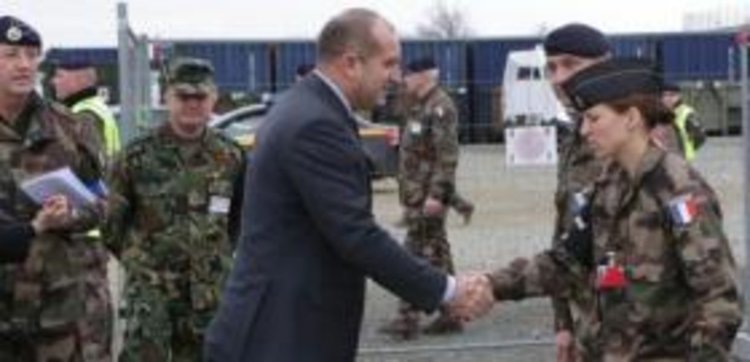 Държавният глава присъства на учението „TRIDENT JAGUAR 2017“