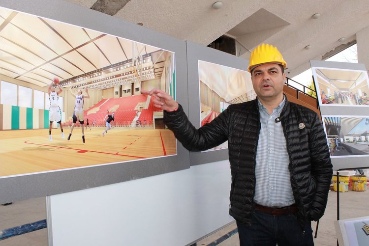 Цветан Цветанов: Когато има стабилно правителство, има и средства като тези за ремонта на зала "Младост"