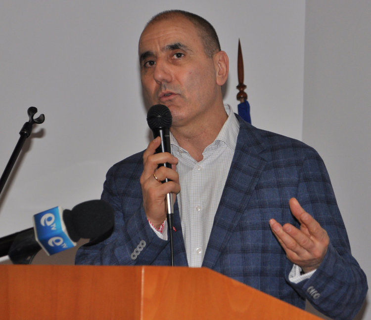 Цветан Цветанов в Харманли: 1000 постъпват в МВР през 2017-а