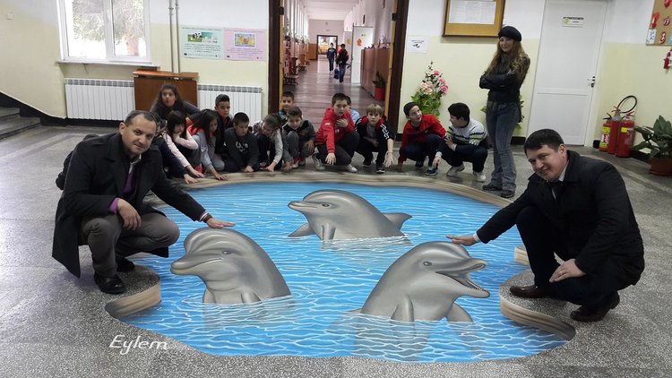 Турска художничка направи уникална 3D рисунка в Ардино 