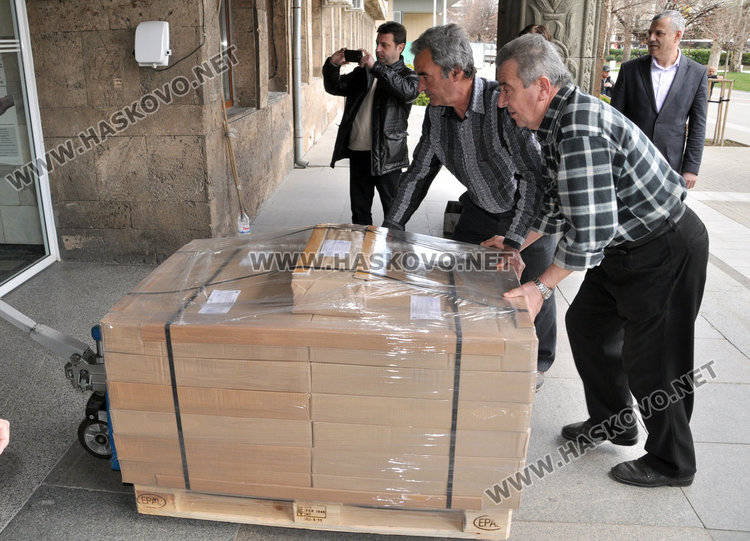 240 688 избират депутати в Хасковско, бюлетините под ключ и с охрана