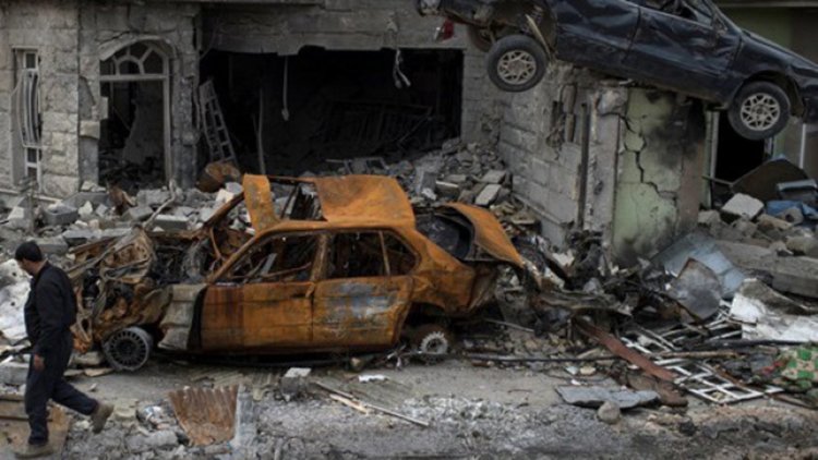 Висши членове на ИД са убити при удари в Мосул