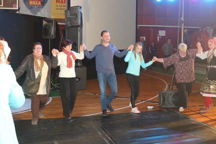 Делян Добрев: „Българе” ни карат да се чувстваме горди българи