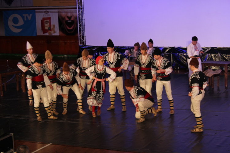 Делян Добрев: „Българе” ни карат да се чувстваме горди българи