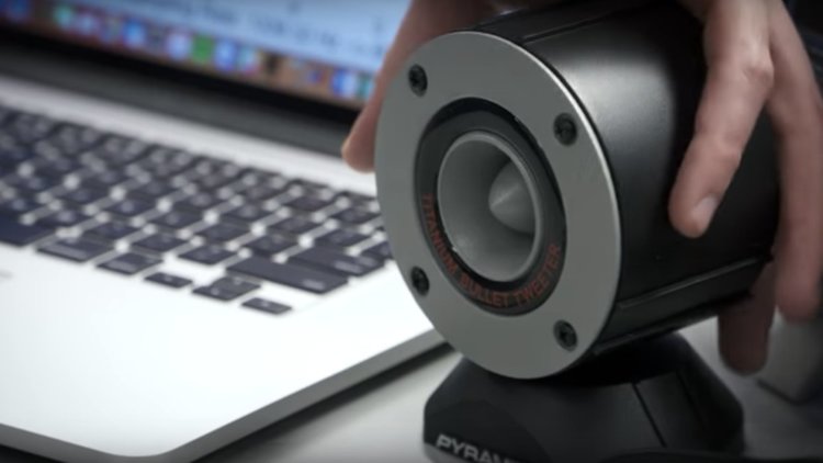 Милиони мобилни устройства могат да бъдат хакнати със звук (видео)