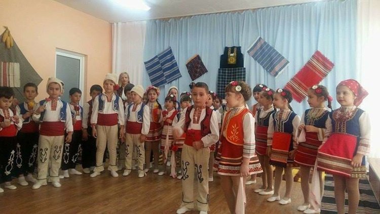 Китка здравец в детска градина „Здравец” в Гледка