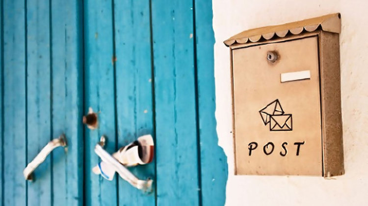 Осем подозрителни пакета са конфискувани от поща в Атина