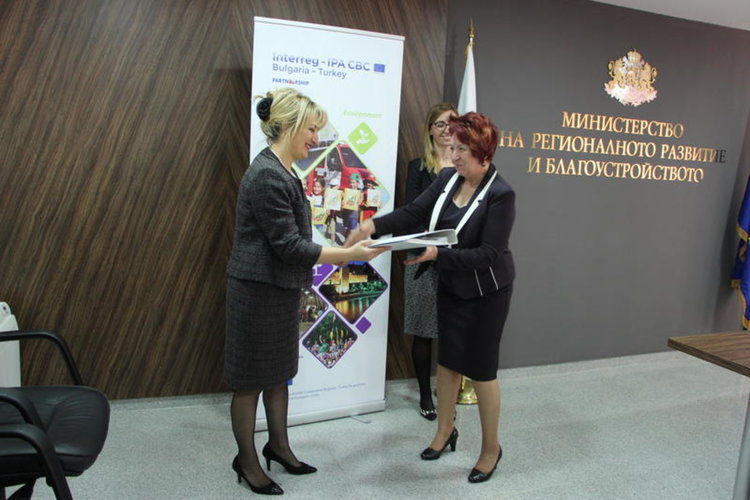 Близо 9 млн евро за околна среда и туризъм получават бенефициенти