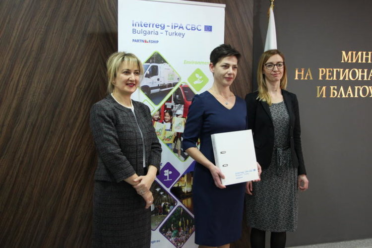 Близо 9 млн евро за околна среда и туризъм получават бенефициенти