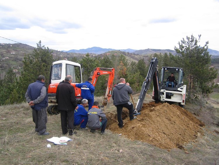 Първа копка за реконструкция на водопроводната мрежа в Млечино