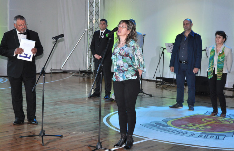 Реформаторският блок напълни зала „Дружба“ на фолклорен концерт