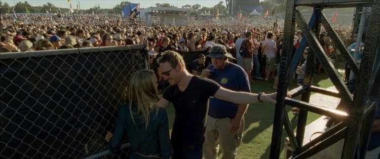 Обсебване, съблазняване, предателство и рокенрол в Song to Song (видео)