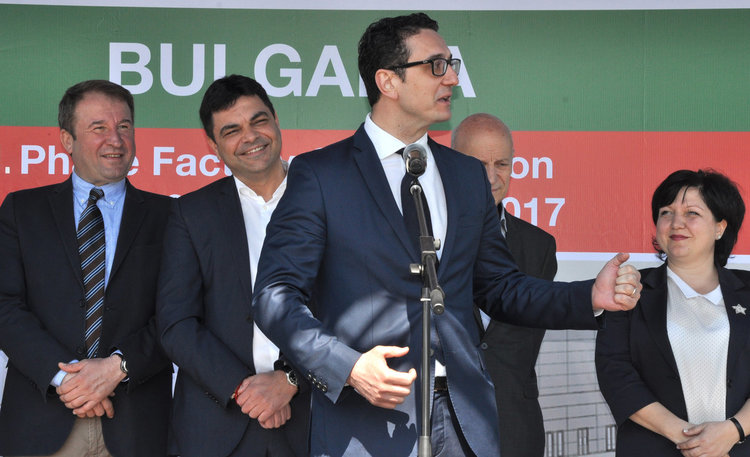 “Са Ба” разкрива 350 работни места, започва от началото на 2018-та