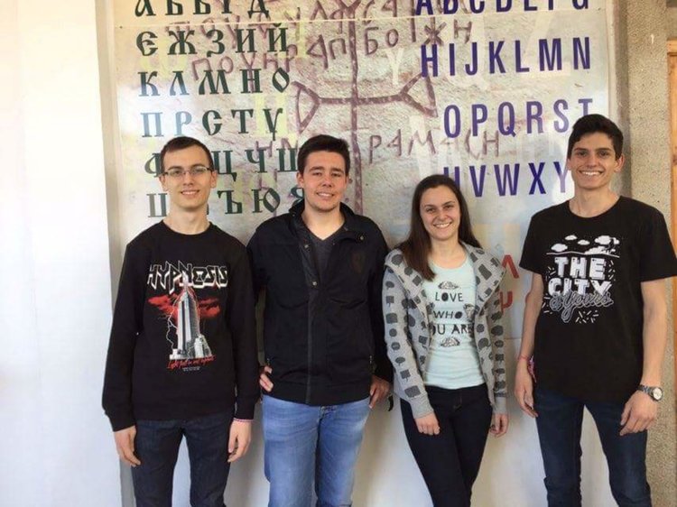 Три индивидуални и една колективна награда спечелиха журналистите от Езиковата