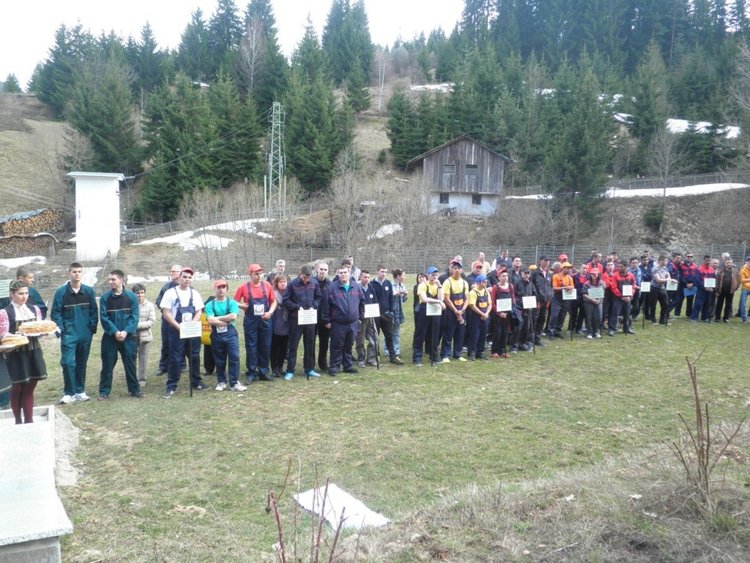 За приза "Млад фермер" се борят 18 ученически отбора от Южна България