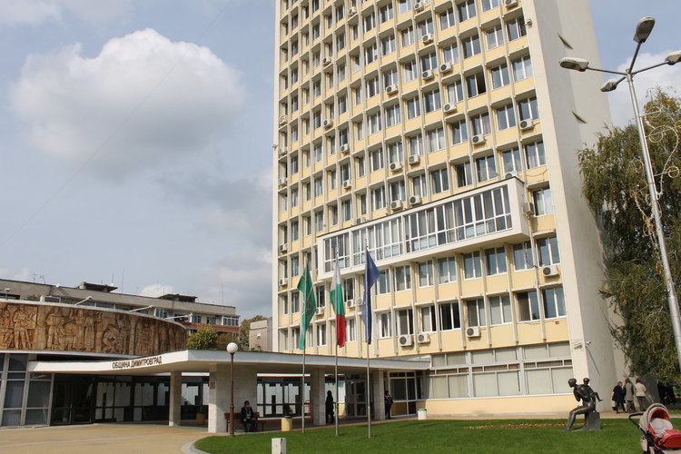 Осигуряват първични здравни услуги за населението в община Димитровград по проект