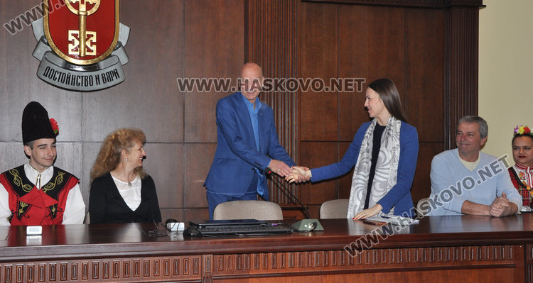 Хасковски танцьори ще представят България на Голямото хоро в Брюксел