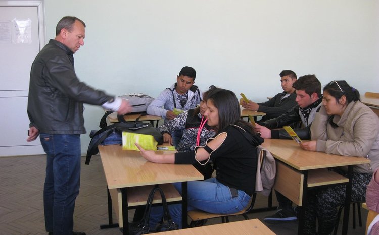 Световния ден за борба с туберколозата отбелязаха в СУ "Васил Левски"