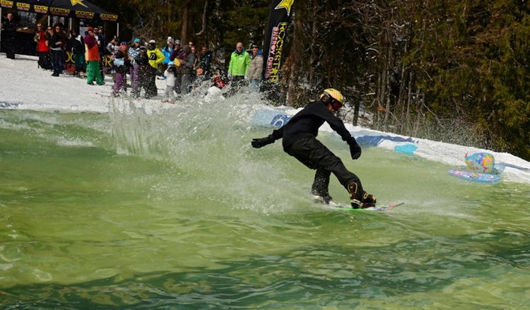  Над 30 процента ръст на туристите в Пампорово-Мечи чал, удължават сезона до Великден