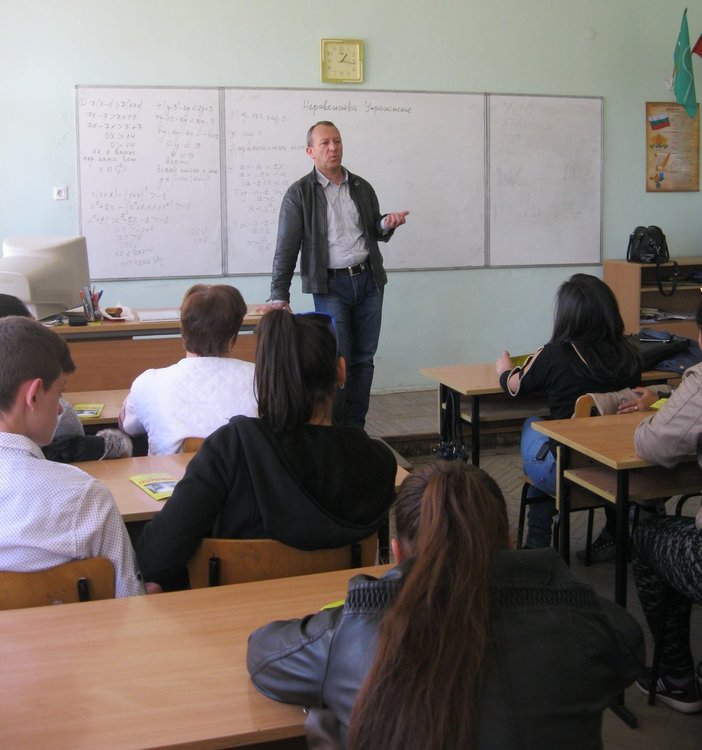 Световният ден за борба с туберколозата - 24 март отбелязаха десетокласници от Средно училище "Васил Левски"