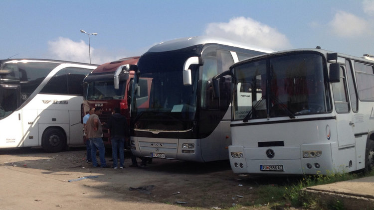 Кметове в Турция ангажирани с превоза на наши изселници за изборите