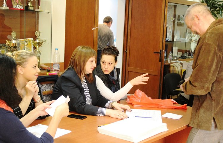 92 792 от община Хасково избират депутати утре