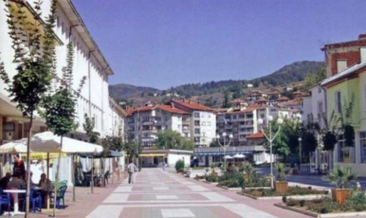 Зам.-шеф на СИК в Ардино отварял попълнени бюлетини