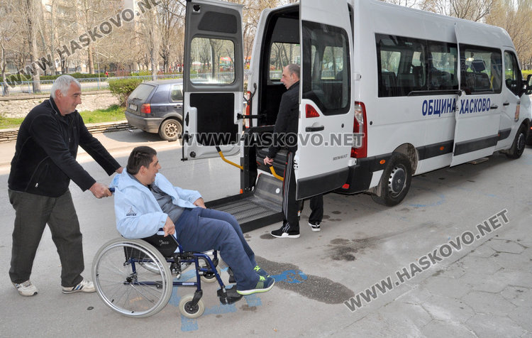 64 632 отидоха до урните в Хасковско, извозват 38 с увреждания