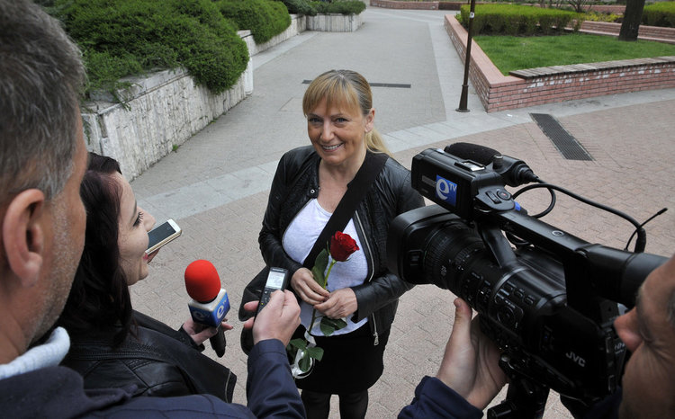 Елена Йончева гласува за повече морал и почтеност в политиката