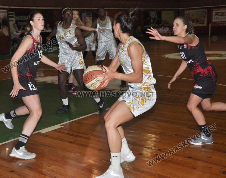 Драматична победа за Хасково в последния мач от редовния сезон