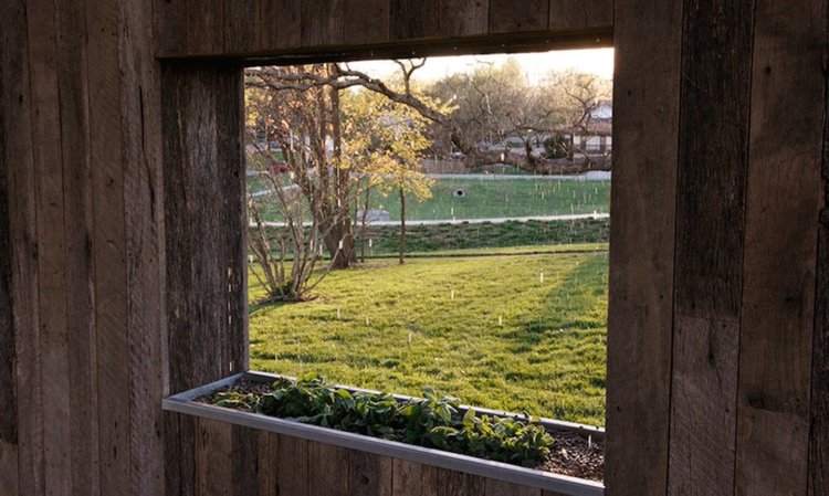 „Къща с облак“ получава дъжд по поръчка