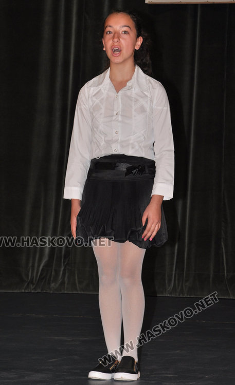 45 деца се състезават в рецитаторски конкурс в Младежкия