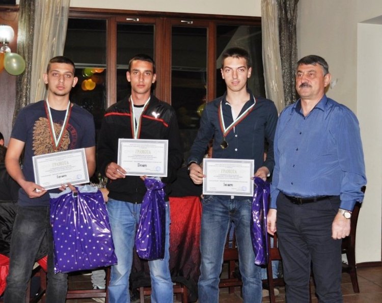 Чепеларските ученици са победители в престижната надпревара "Млад фермер"