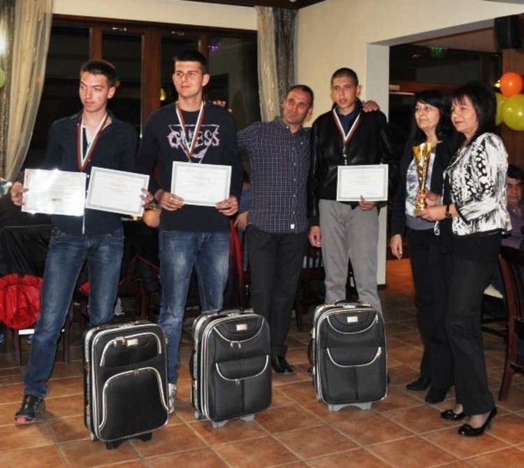 Чепеларските ученици са победители в престижната надпревара "Млад фермер"