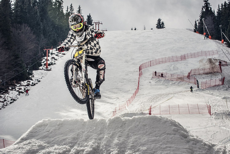 В зрелищен зимен байк дуел ще се сблъскат най-добрите родни колоездачи 