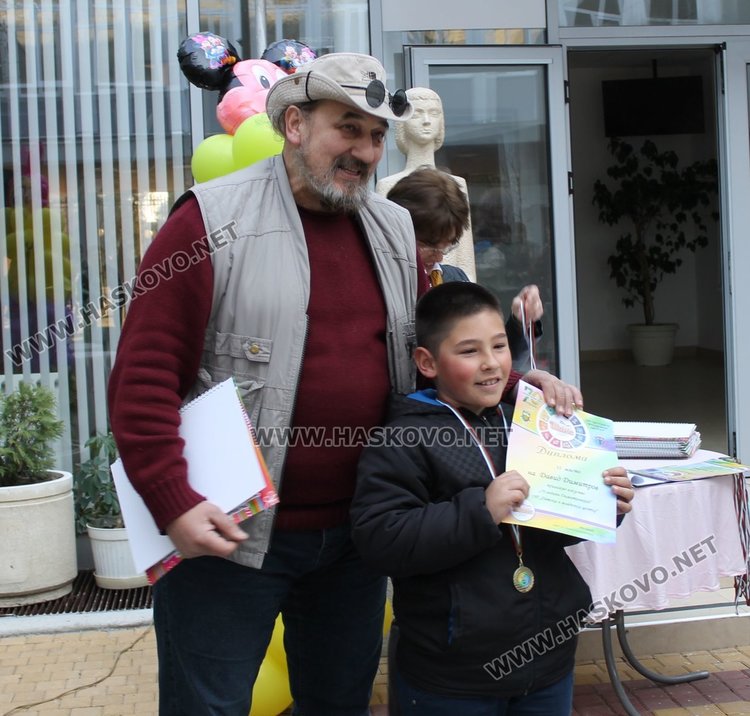 103 таланти в литературното творчество, изкуството и фотографията с награди от конкурса "Шанс"