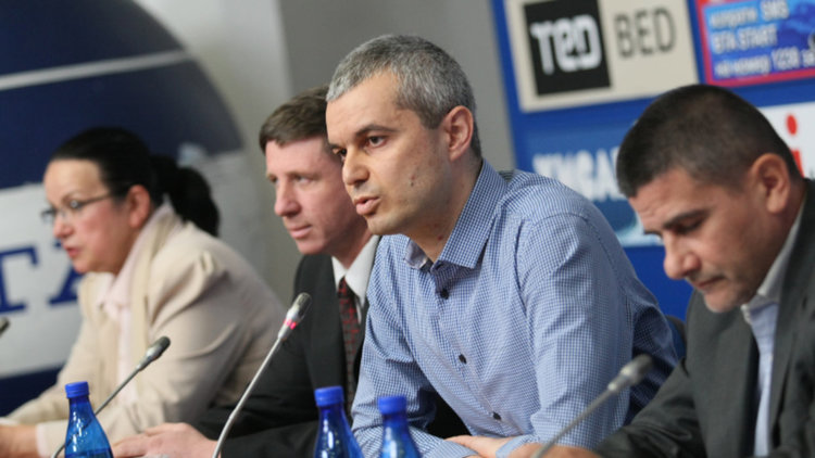 Партия Възраждане иска субсидията ѝ да отиде за благотворителност 