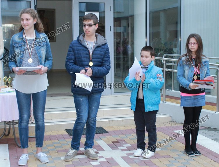 103 таланти в литературното творчество, изкуството и фотографията с награди от конкурса "Шанс"