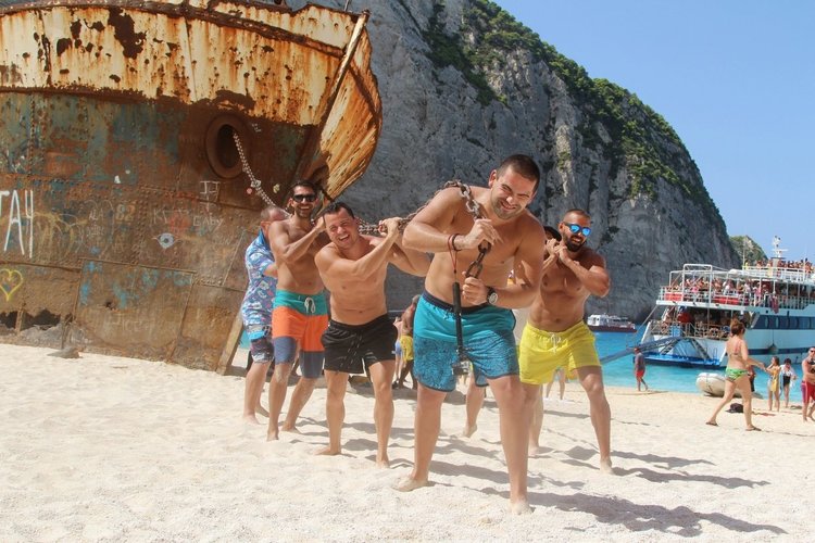 Tripsy club разчупва представите за груповите пътувания (видео)