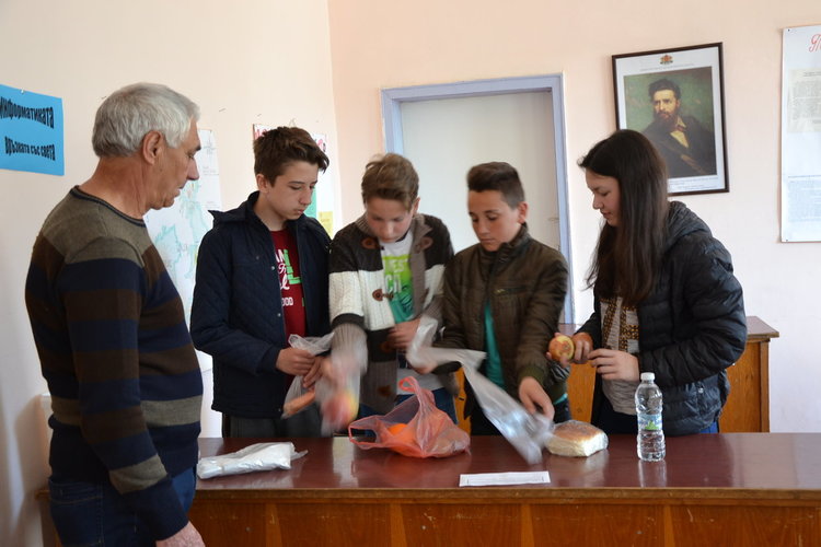 Общинско първенство по гражданска защита проведоха в Момчилград