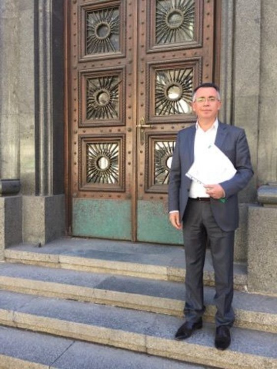 Кметът инж.Хасан Азис верен на кърджалийци,отказва се от депутатското кресло