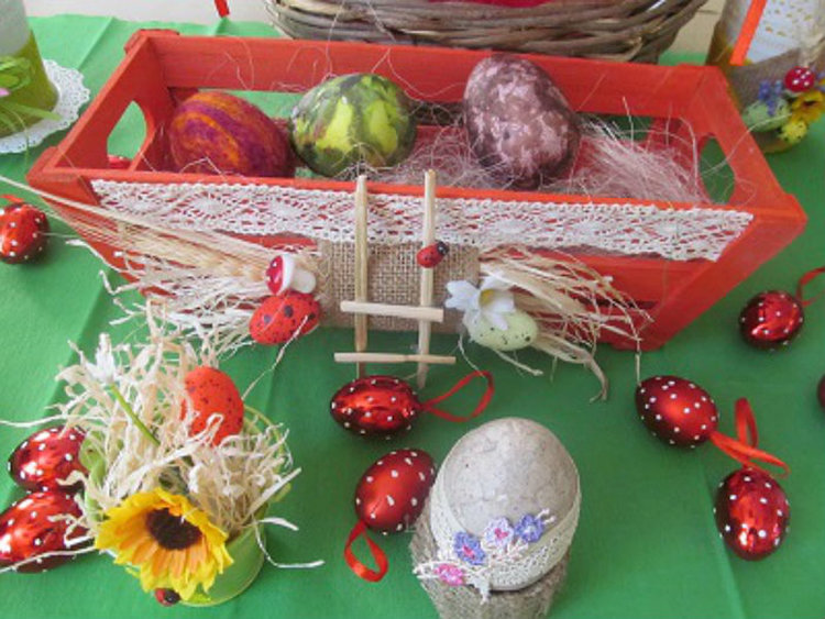 В очакване на Великден: Работилница "Писани яйца" и шарен благотворителен базар