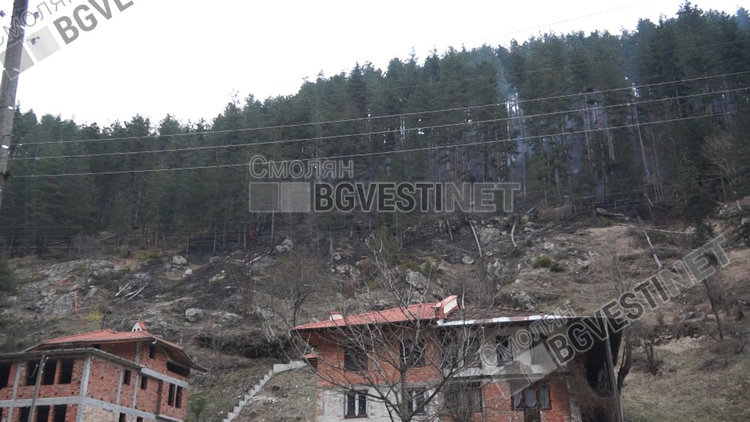 Огнеборци и доброволци локализираха пожара край Соколовци