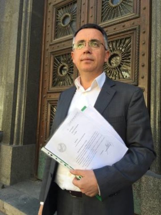 Кметът инж.Хасан Азис верен на кърджалийци,отказва се от депутатското кресло