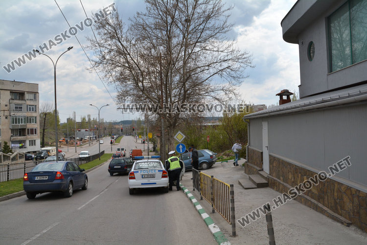 Майка с дете и Голф се блъснаха на бул. “Васил Левски”